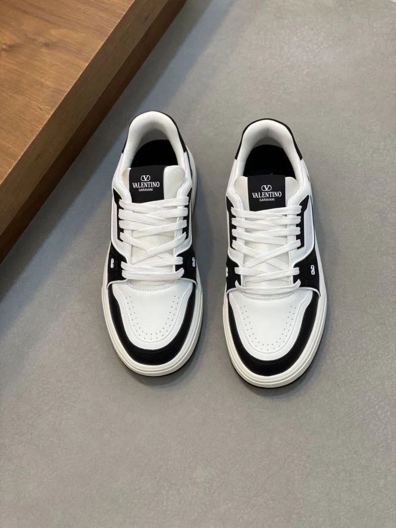 Refined Valentino Low Shoes 37006
