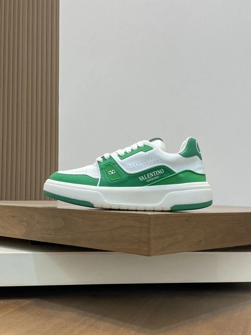 Valentino Low Shoes Breathable 37010