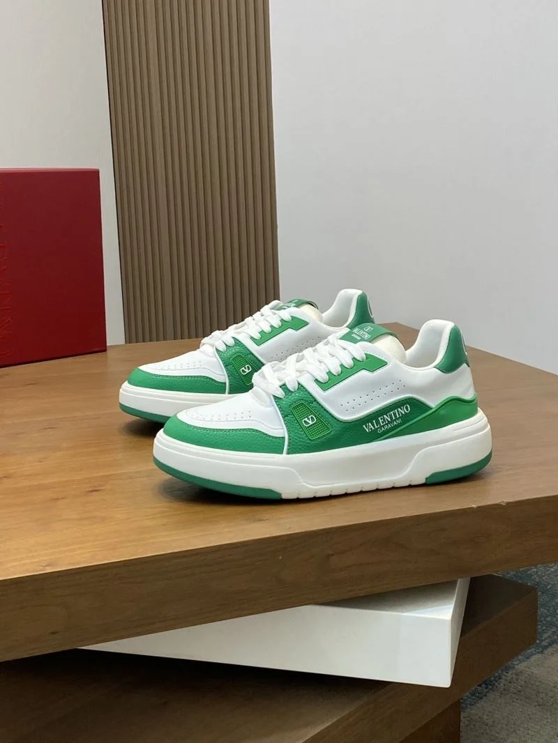 Valentino Low Shoes Breathable 37010