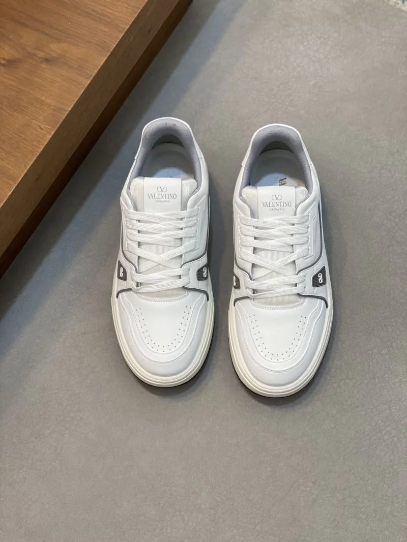 Valentino Low Shoes Comfortable 36998