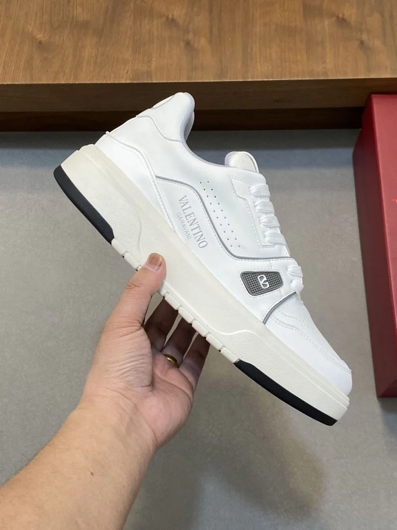 Valentino Low Shoes Comfortable 36998