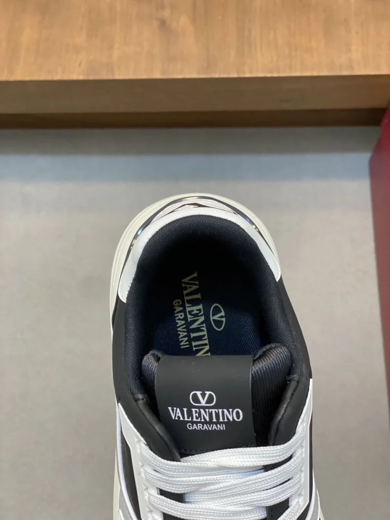 Valentino Low Shoes Upgraded 37005