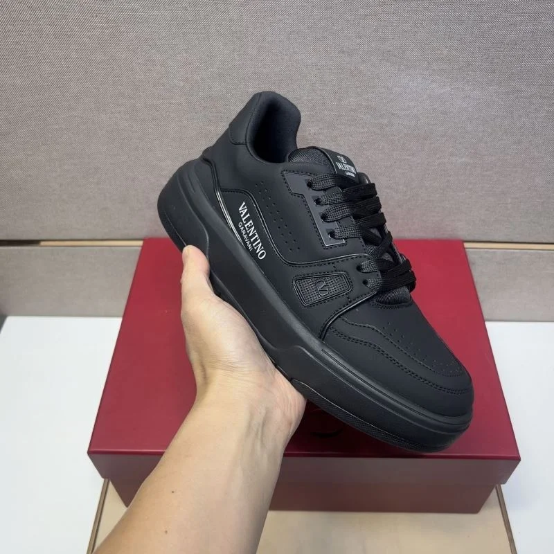 Valentino Low Shoes EasyMatch 36996