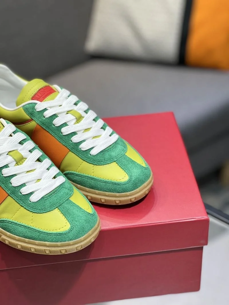 Valentino Low Shoes Durable 36999
