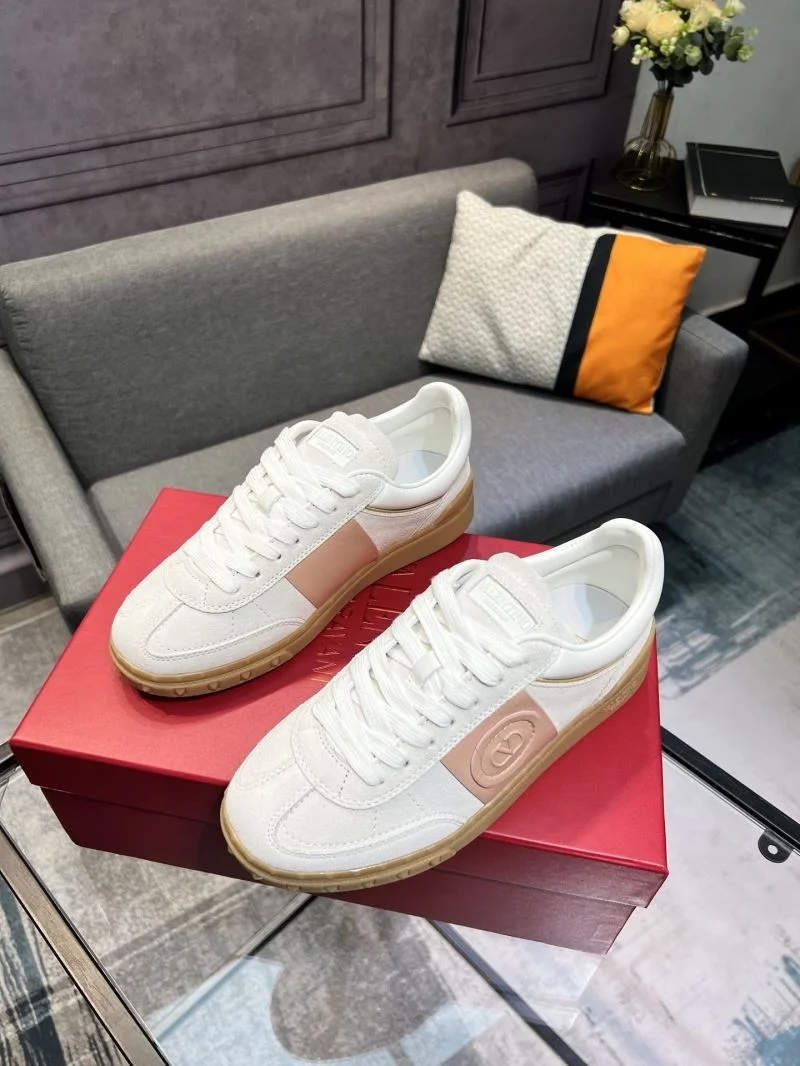 Valentino Low Shoes Unique 36984