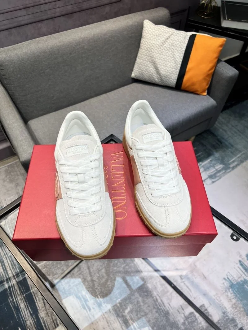 Valentino Low Shoes Unique 36984