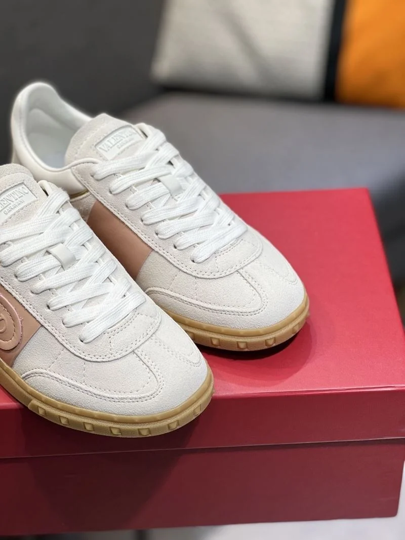 Valentino Low Shoes Unique 36984
