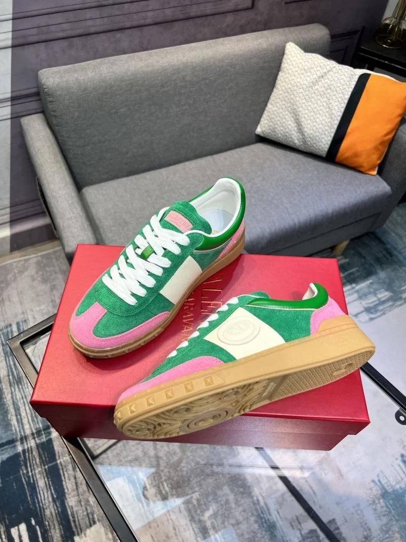Valentino Low Shoes Youthful 36990