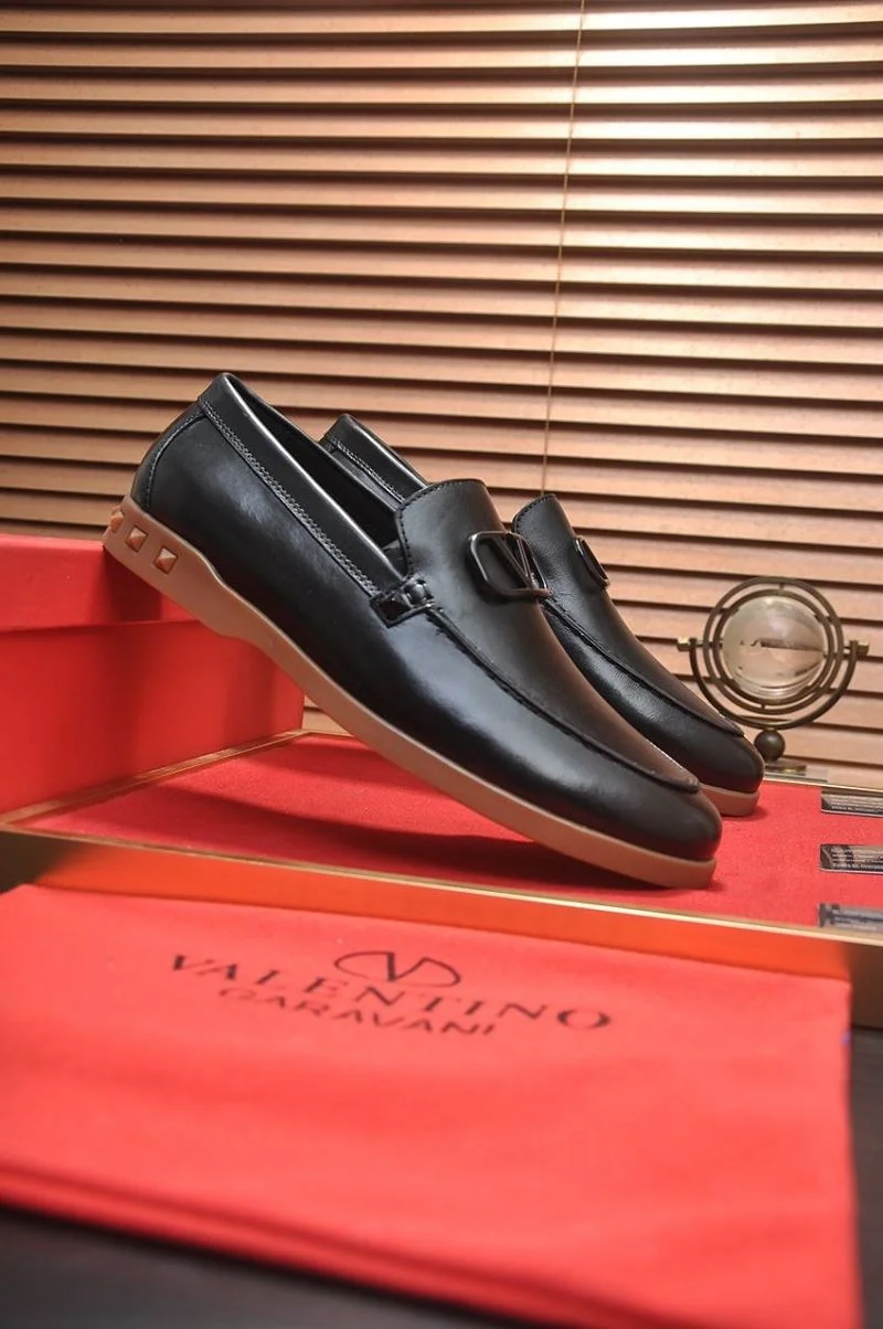 TechFriendly Valentino Low Shoes 36981