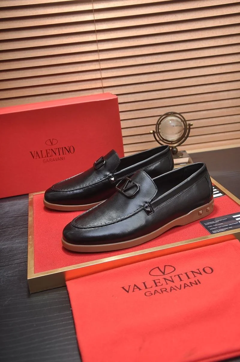 TechFriendly Valentino Low Shoes 36981