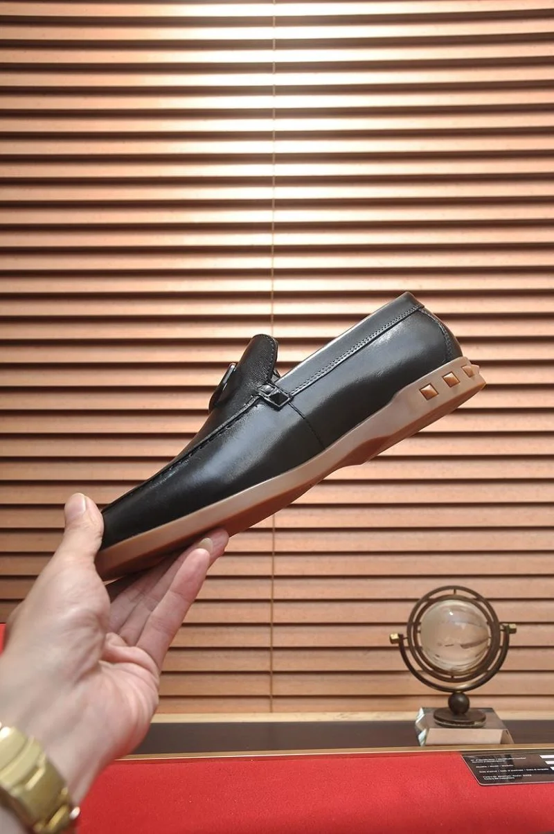 TechFriendly Valentino Low Shoes 36981