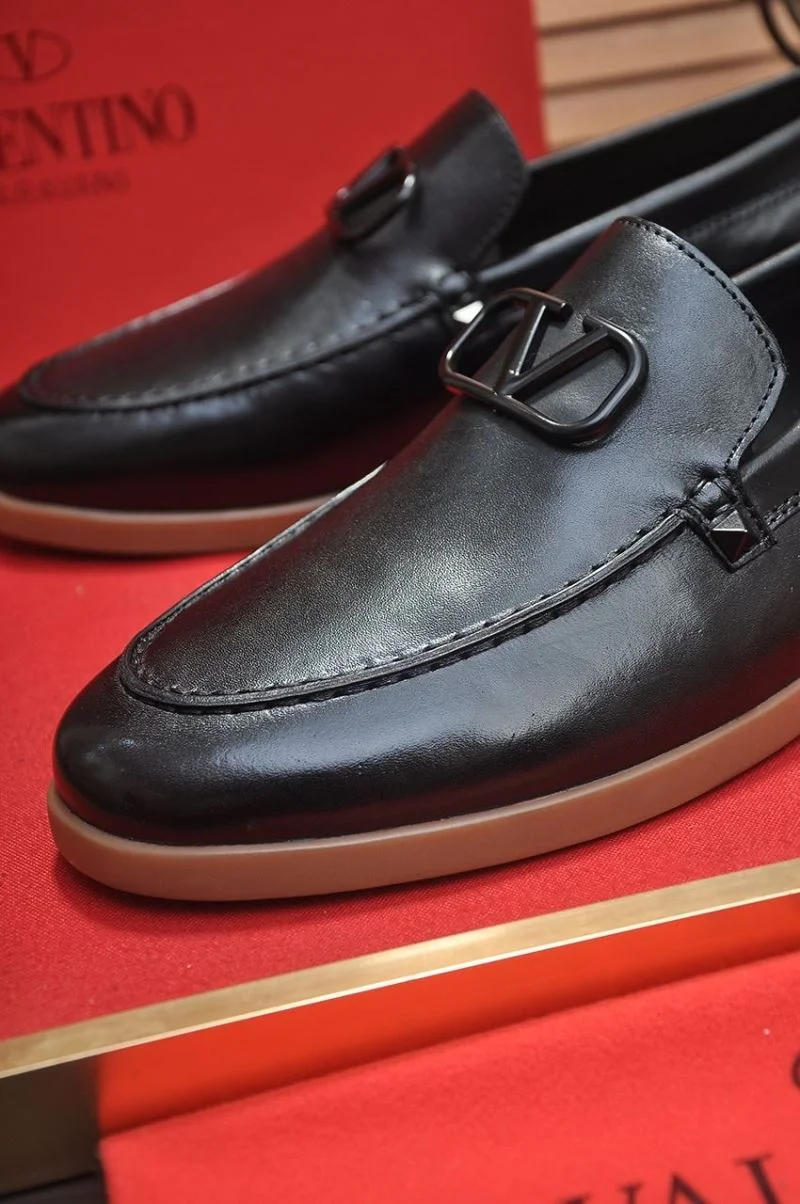 TechFriendly Valentino Low Shoes 36981