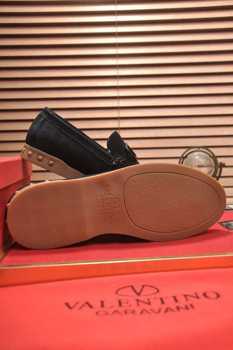 Youthful Valentino Low Shoes 36983
