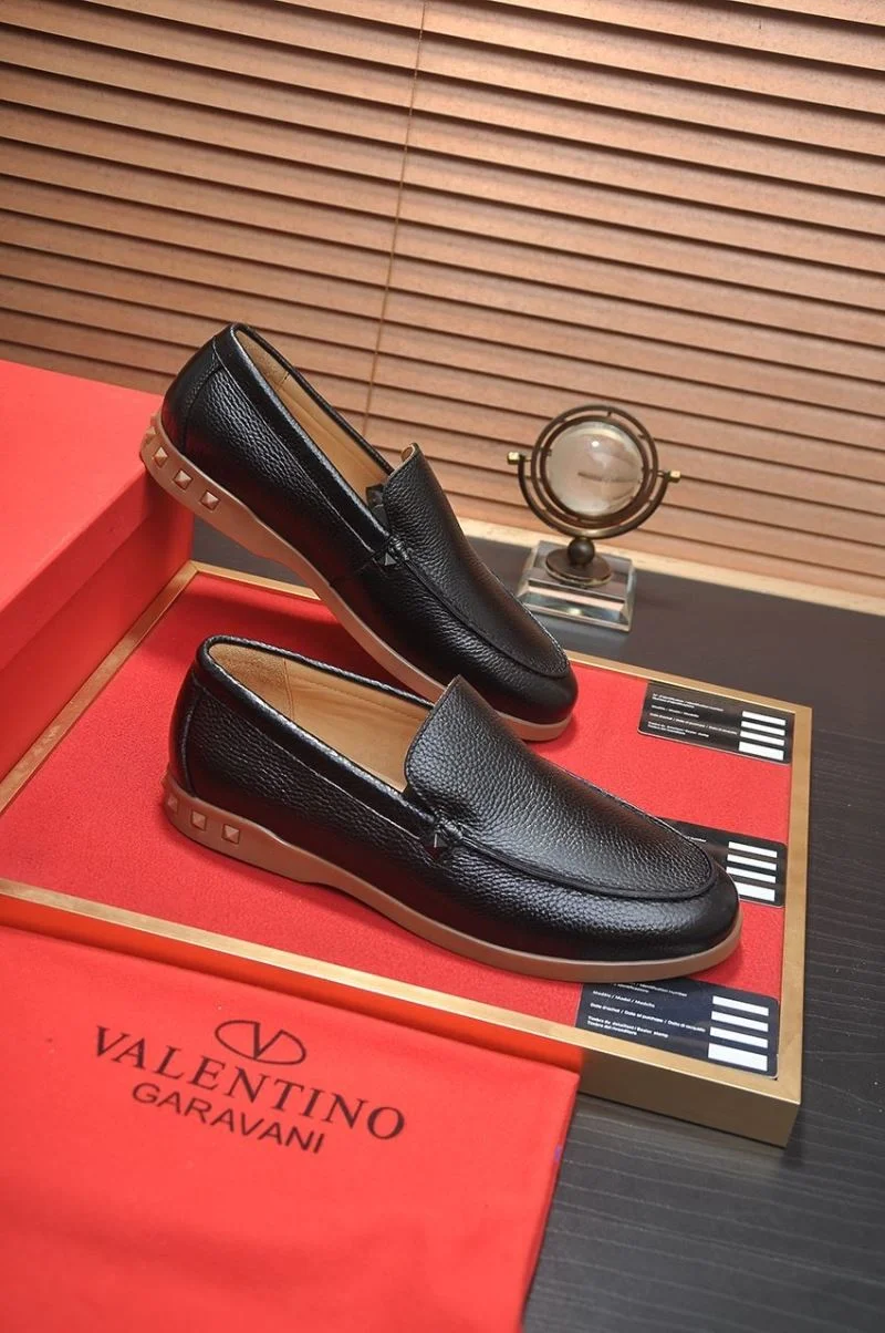 RelaxedFit Valentino Low Shoes 36977