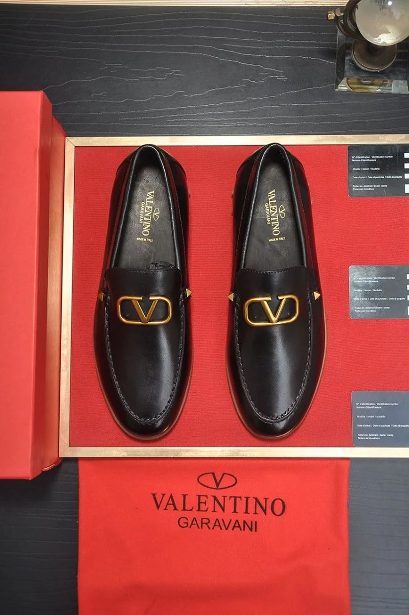 Valentino Low Shoes ModernLook 36973
