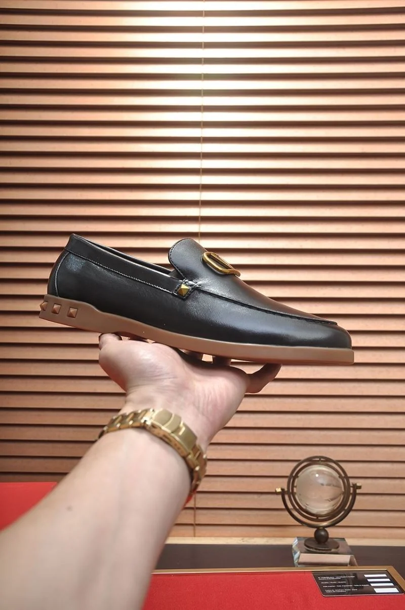 Valentino Low Shoes ModernLook 36973