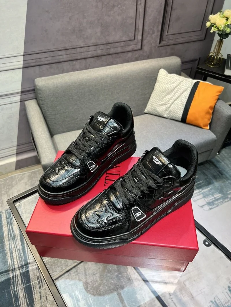 Stretchable Valentino Low Shoes 36966