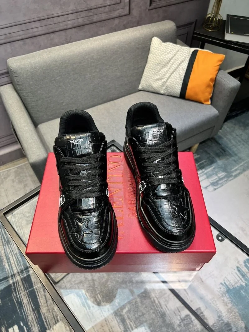 Stretchable Valentino Low Shoes 36966