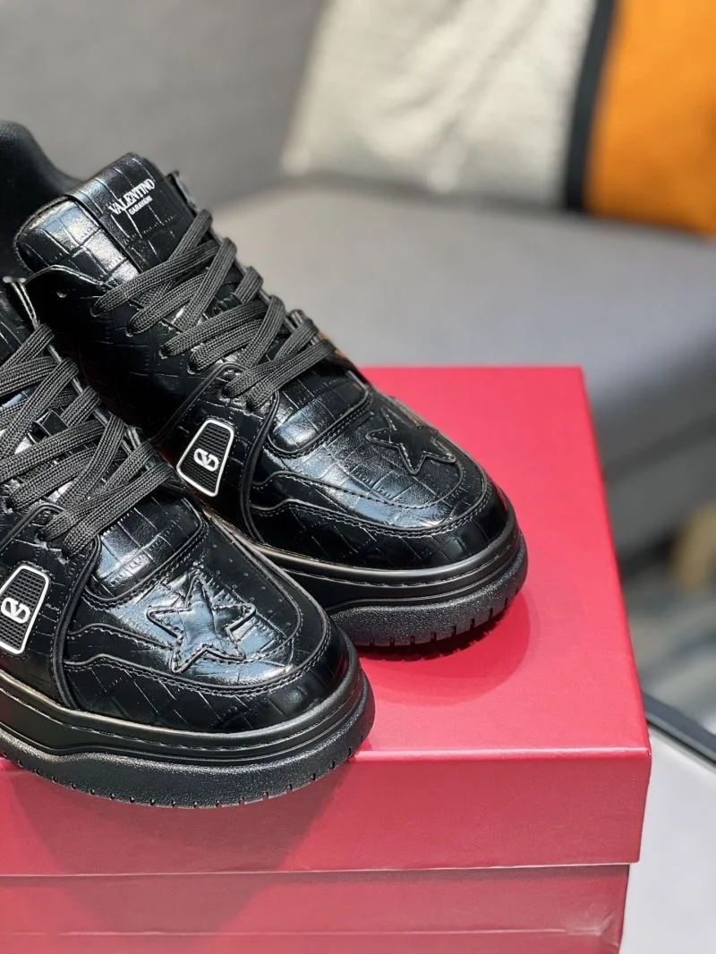 Stretchable Valentino Low Shoes 36966