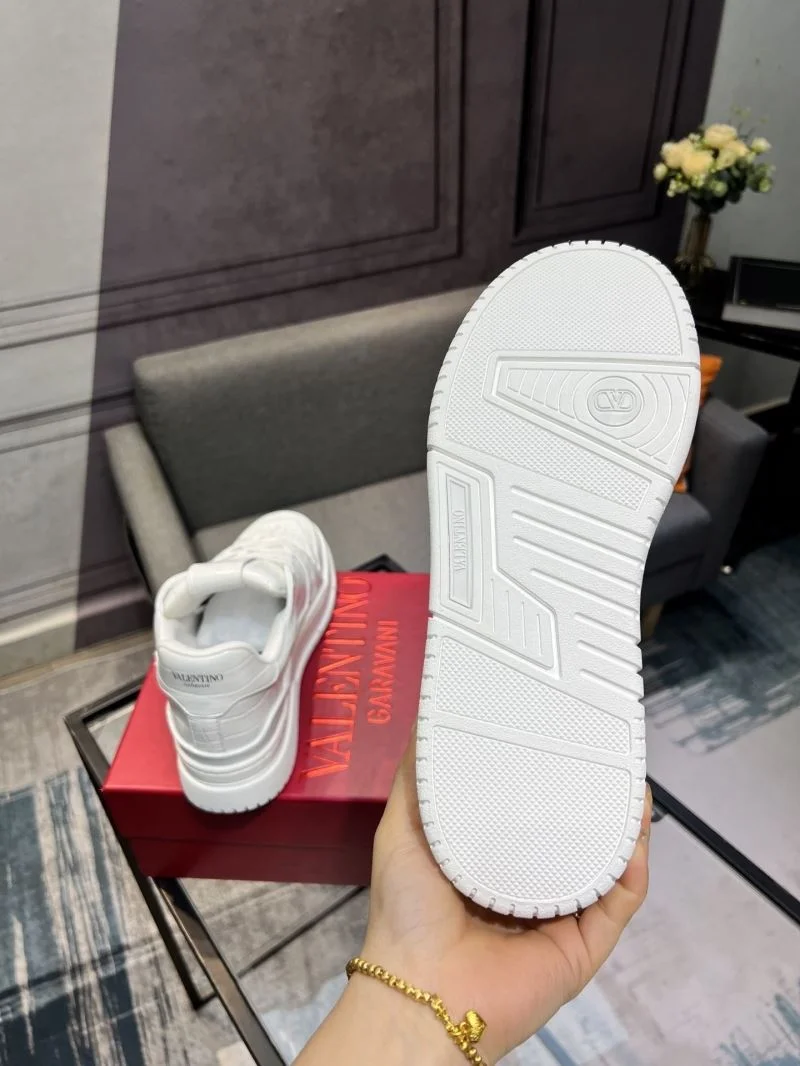 Popular Valentino Low Shoes 36960