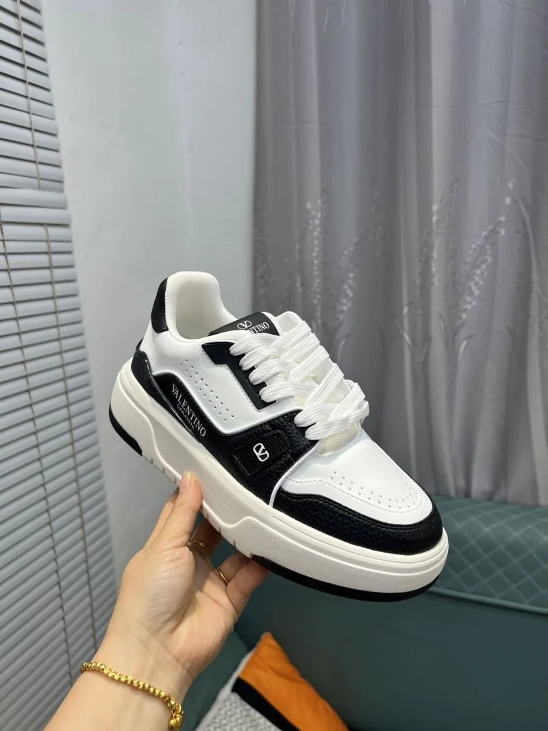 HighPerformance Valentino Low Shoes 36970