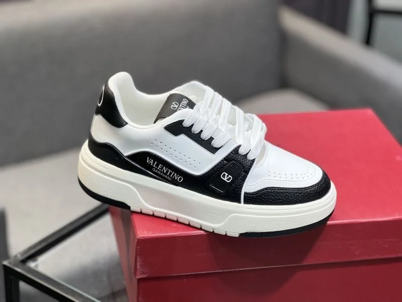 HighPerformance Valentino Low Shoes 36970