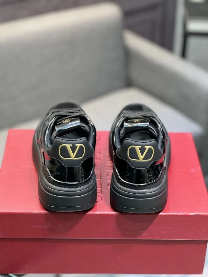 WrinkleFree Valentino Low Shoes 36963