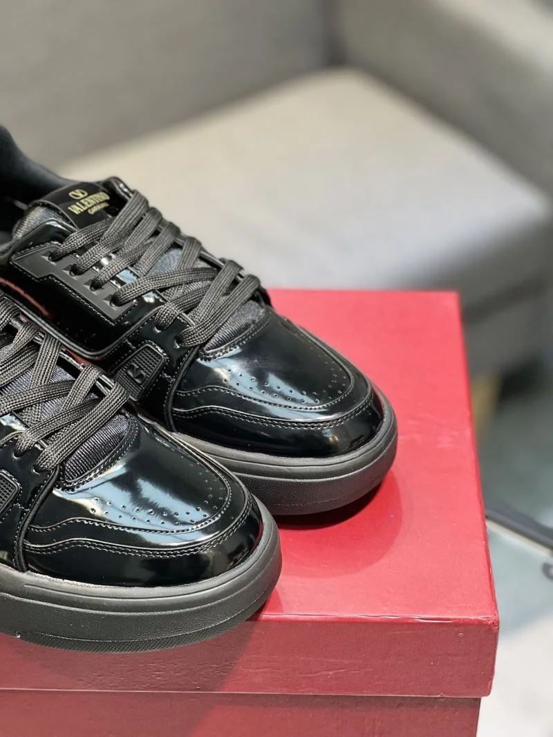 WrinkleFree Valentino Low Shoes 36963
