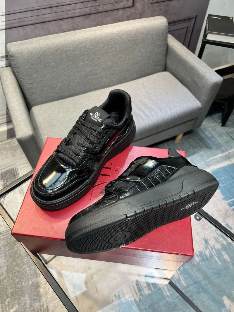 Valentino Low Shoes Vibrant 36956