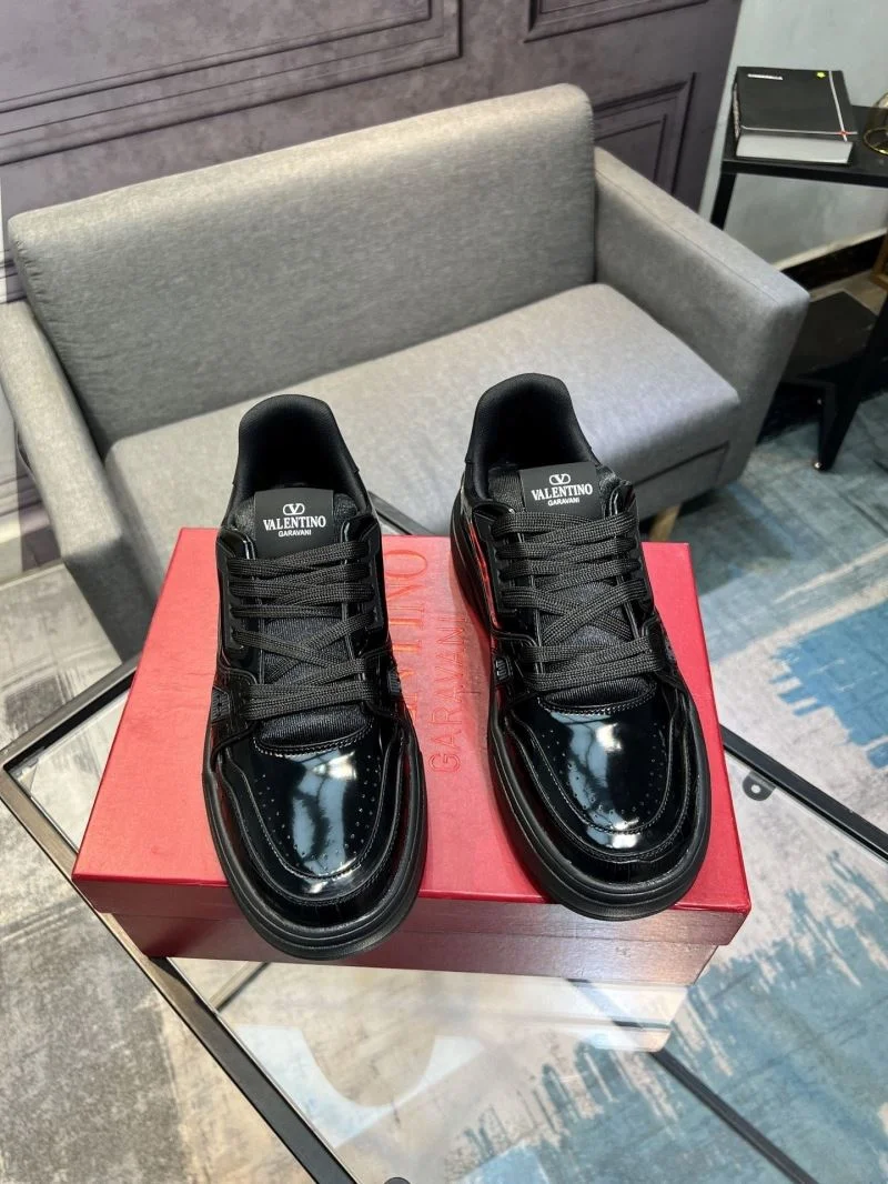Valentino Low Shoes Vibrant 36956