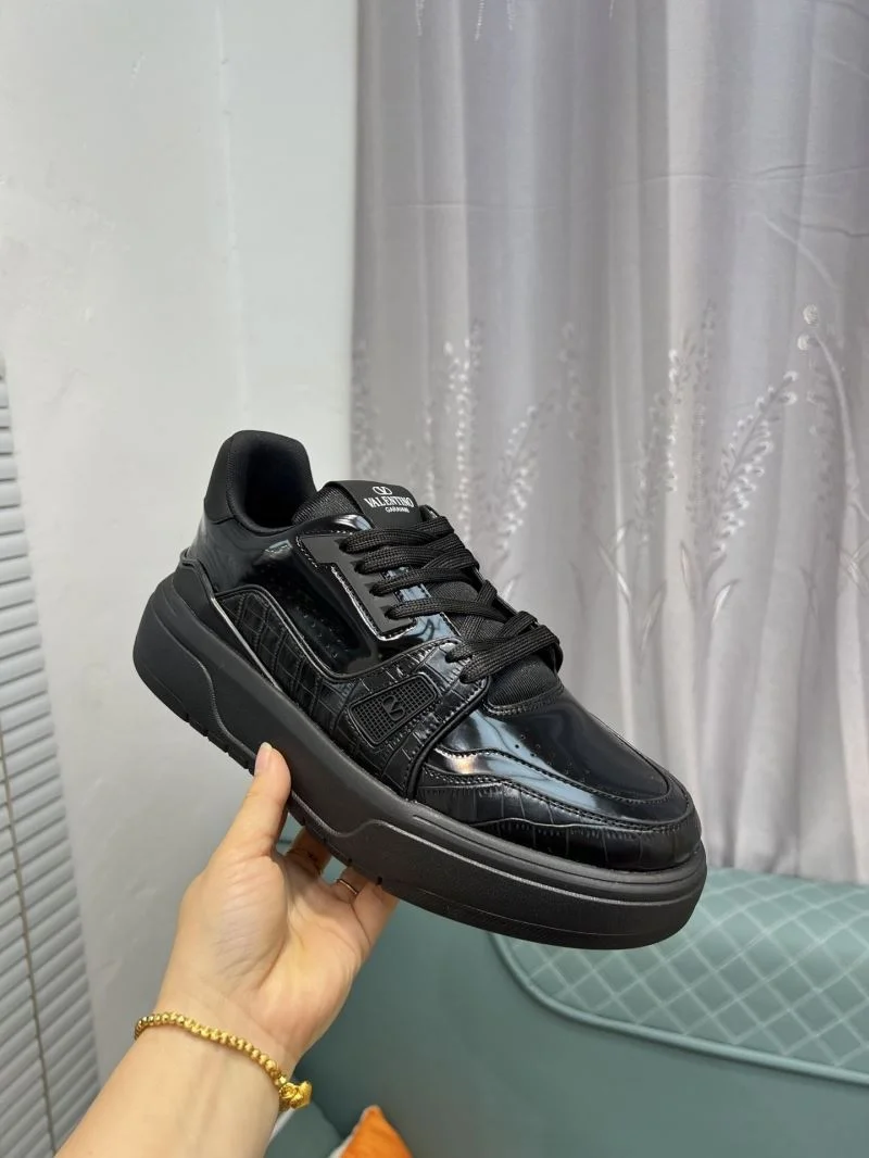 Valentino Low Shoes Vibrant 36956