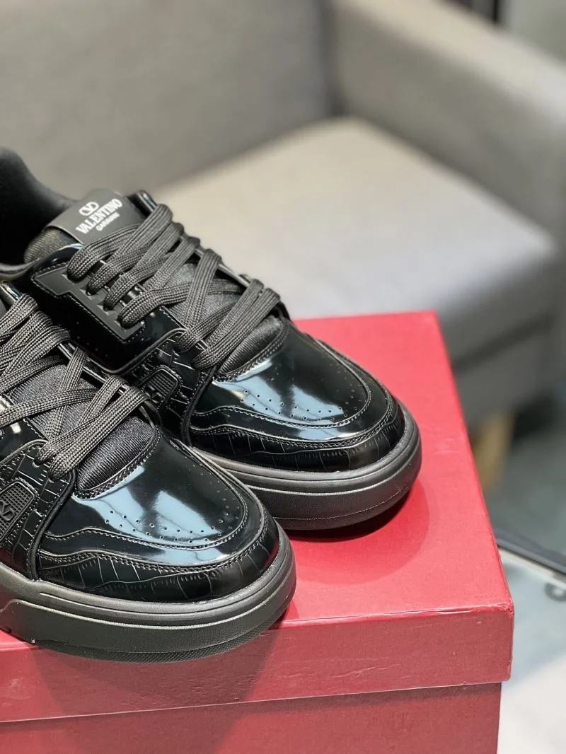 Valentino Low Shoes Vibrant 36956