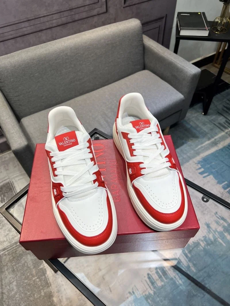 Supportive Valentino Low Shoes 36962