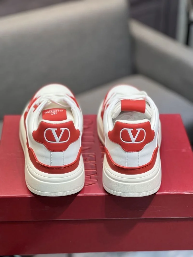 Supportive Valentino Low Shoes 36962
