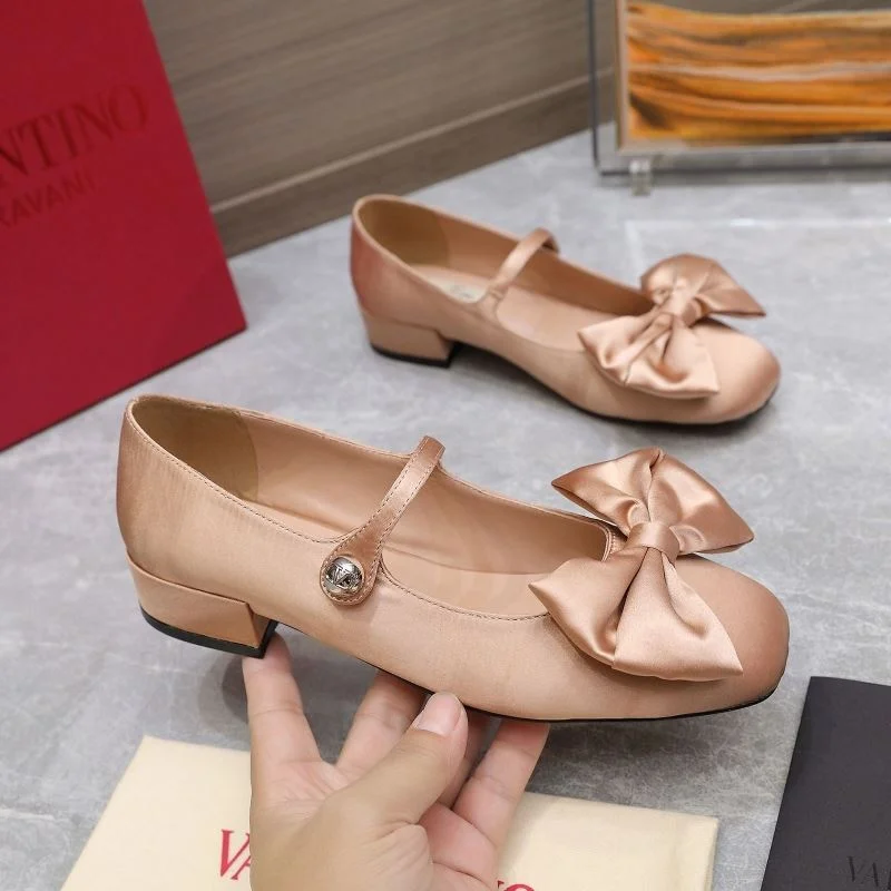 Colorful Valentino Low Shoes 37098