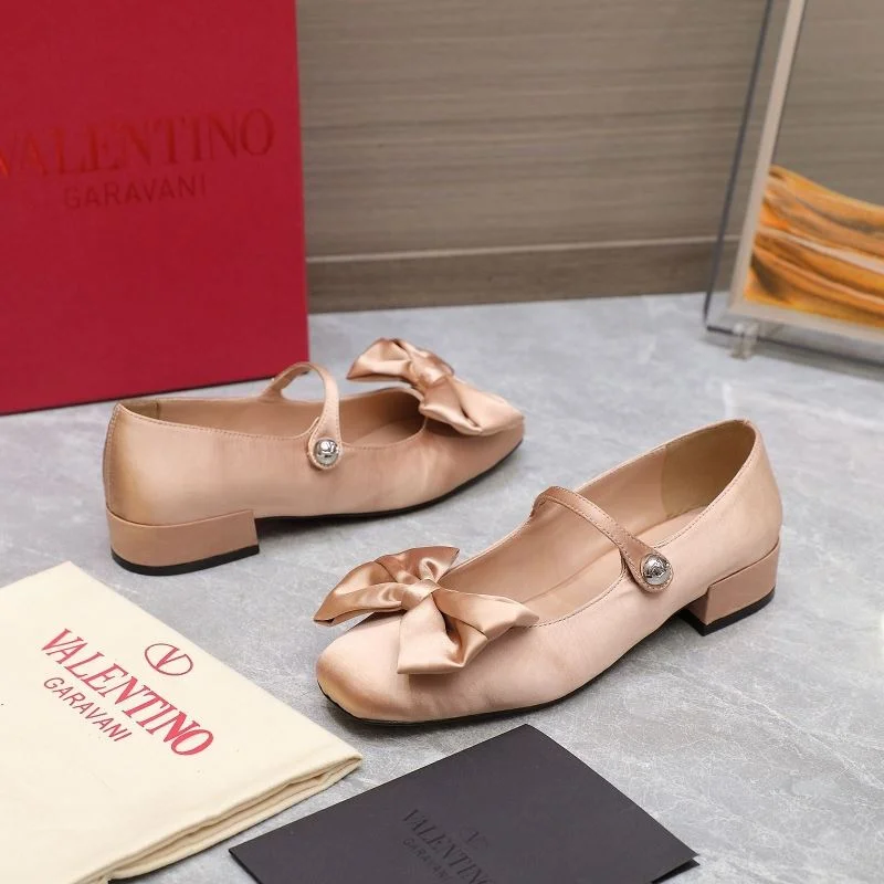 Colorful Valentino Low Shoes 37098