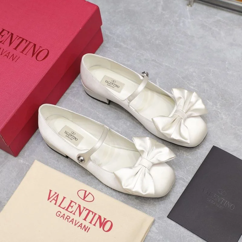 Valentino Low Shoes Vibrant 37078