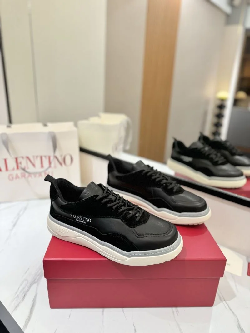 Valentino Low Shoes Breathable 37099