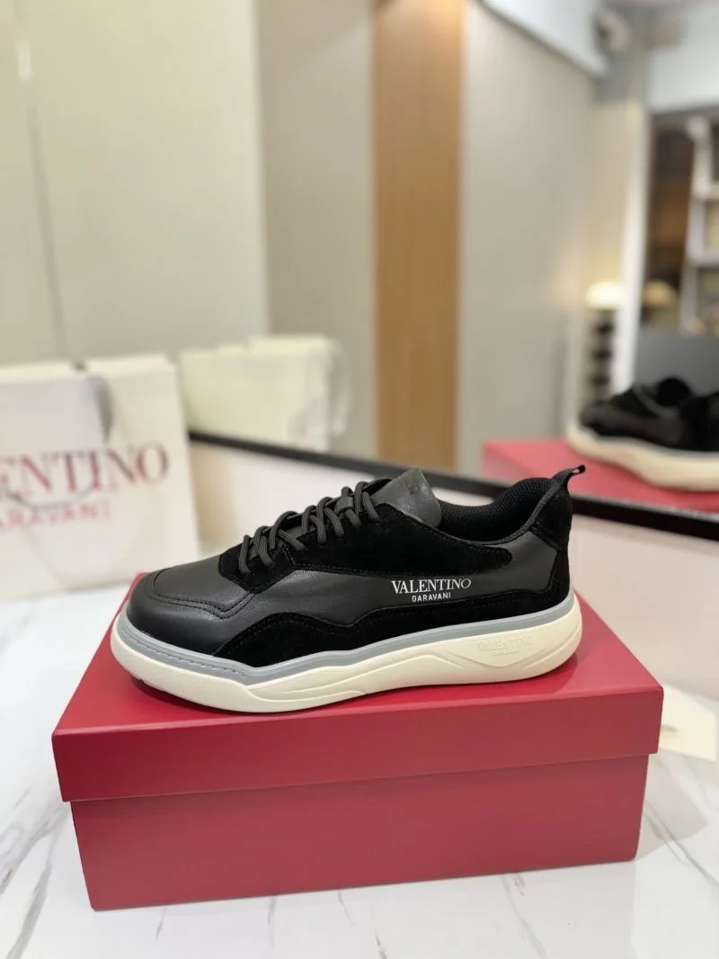 Valentino Low Shoes Breathable 37099
