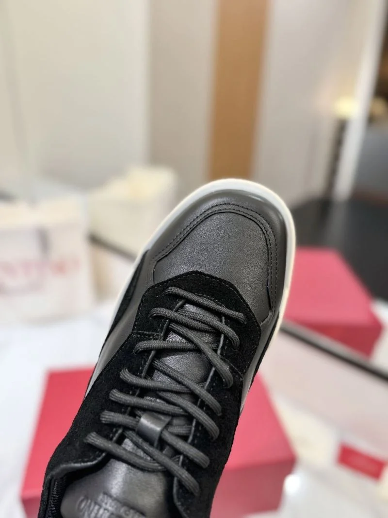 Valentino Low Shoes Breathable 37099