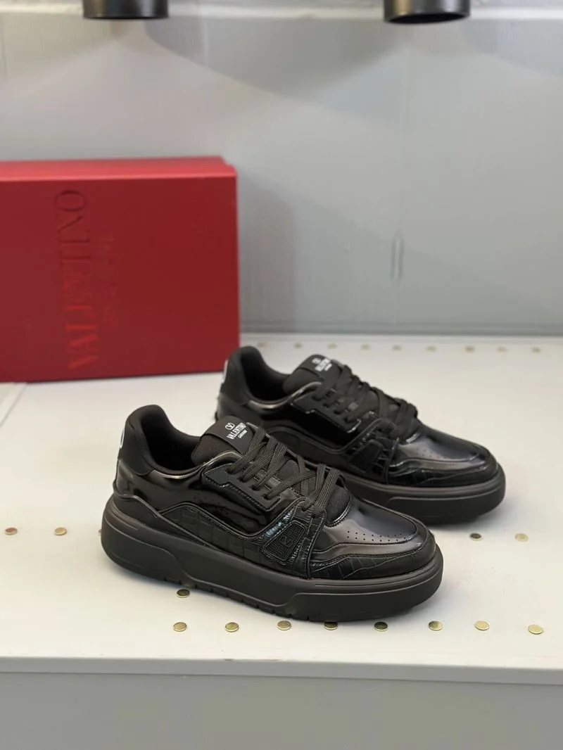 Valentino Low Shoes Functional 36210