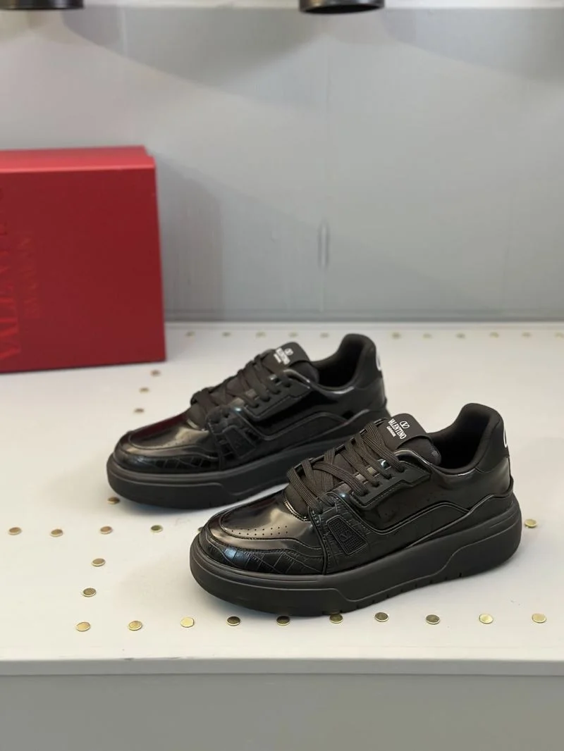 Valentino Low Shoes Functional 36210