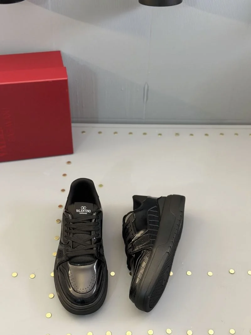 Valentino Low Shoes Functional 36210