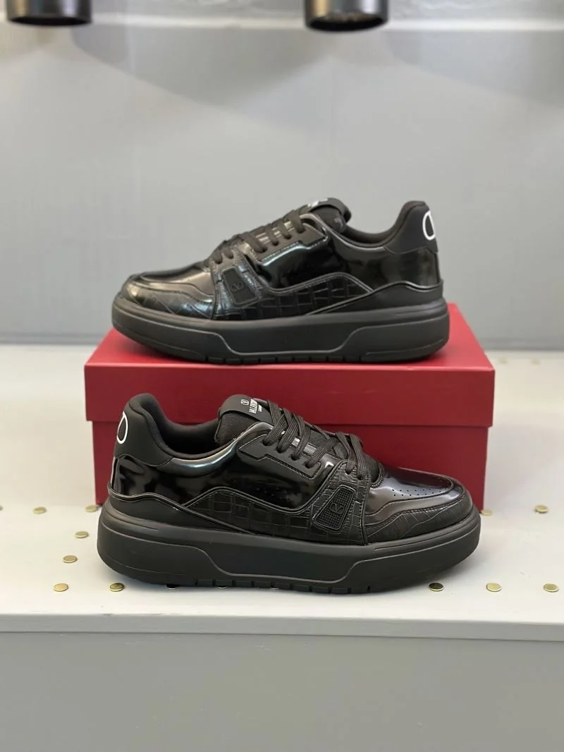 Valentino Low Shoes Functional 36210