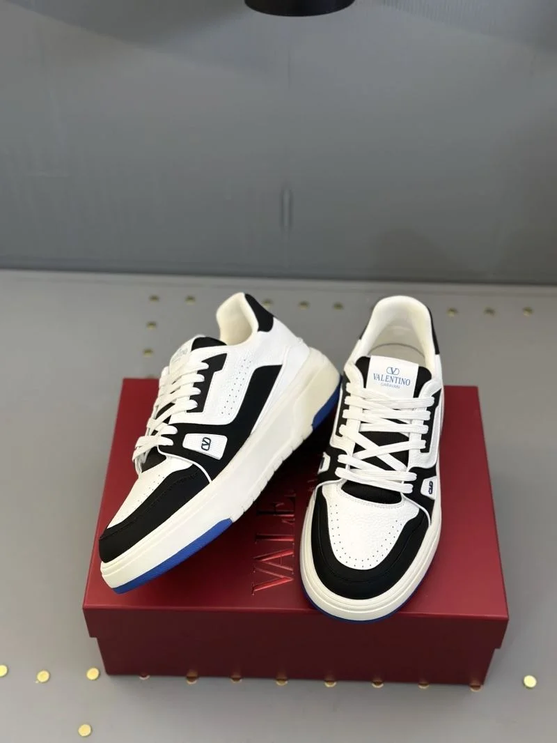 Valentino Low Shoes Sophisticated 36184