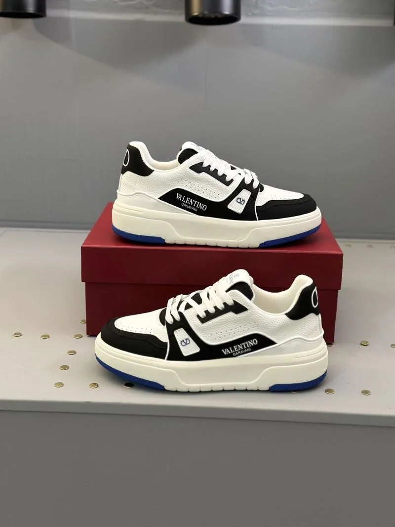 Valentino Low Shoes Sophisticated 36184