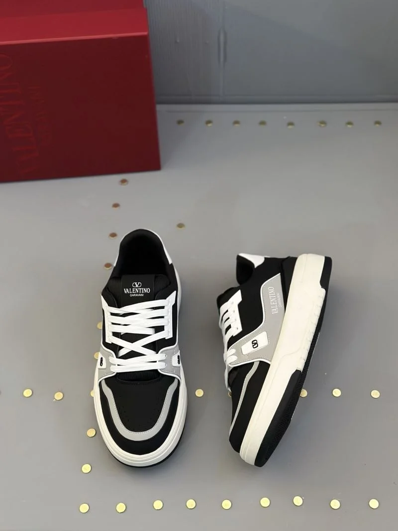 Valentino Low Shoes Durable 36179