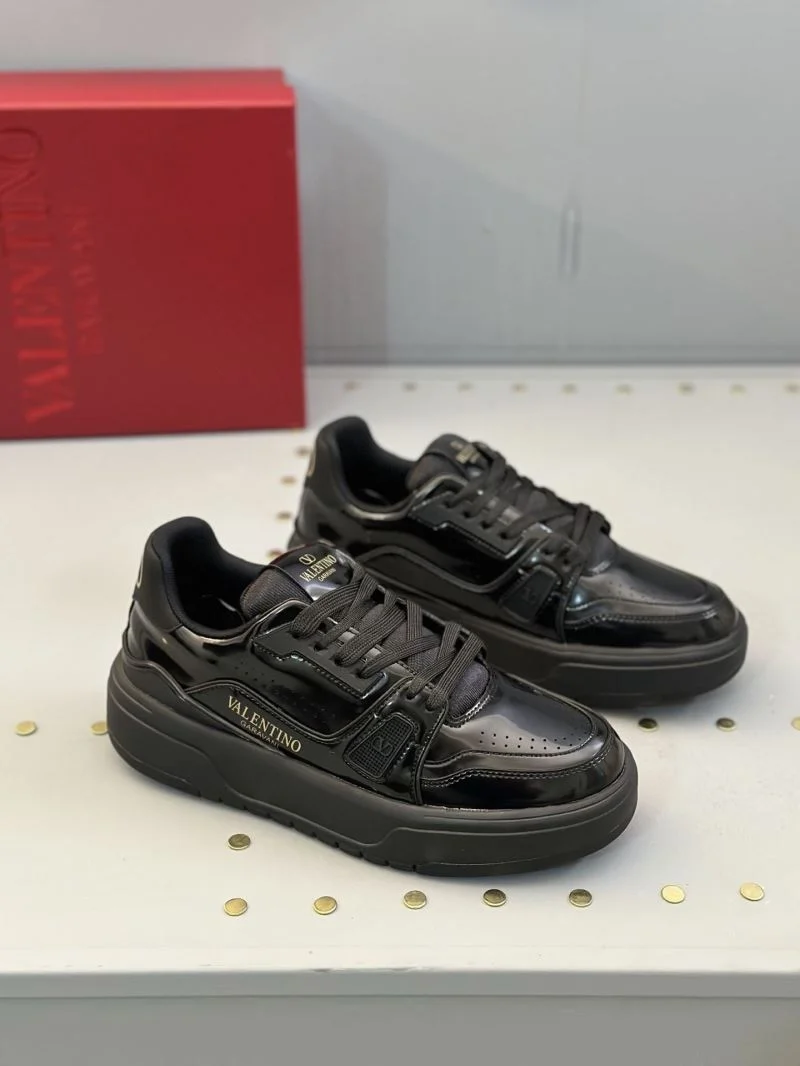 Bold Valentino Low Shoes 36180