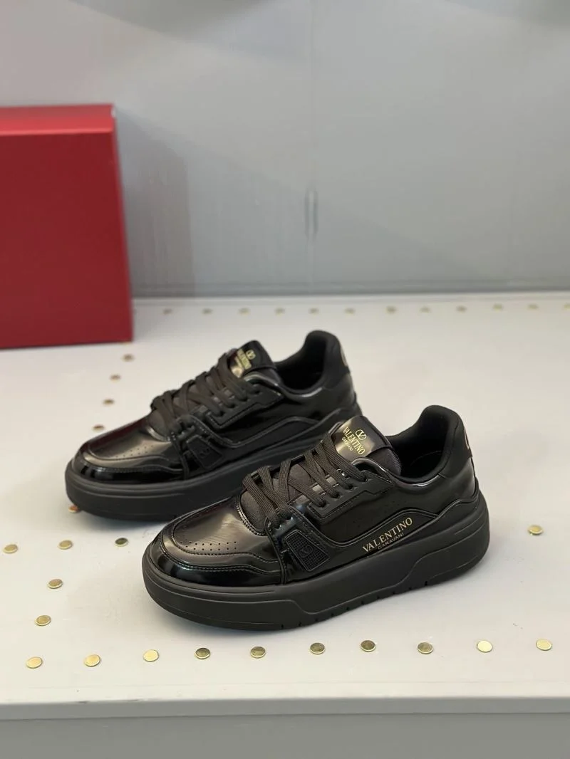 Bold Valentino Low Shoes 36180