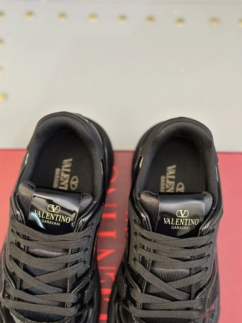 Bold Valentino Low Shoes 36180